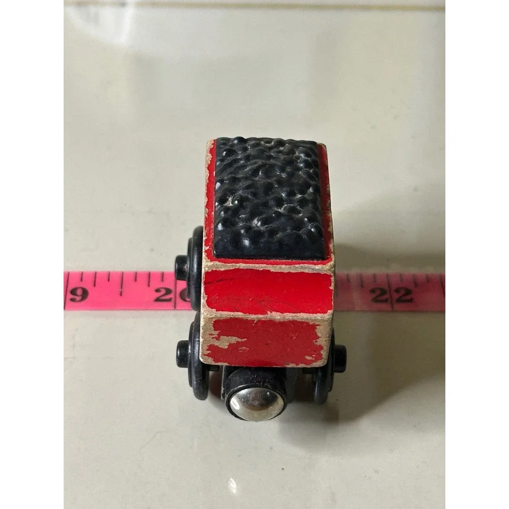 Thomas & Friends Wooden Railway James Tender Red Coal Car Magnetic No 5 Toy